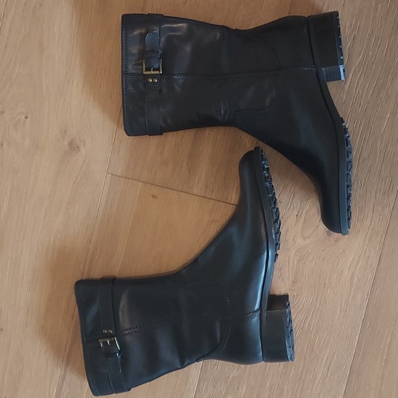 Easy Spirit Black Leather Women's Boots - Picture 4 of 7